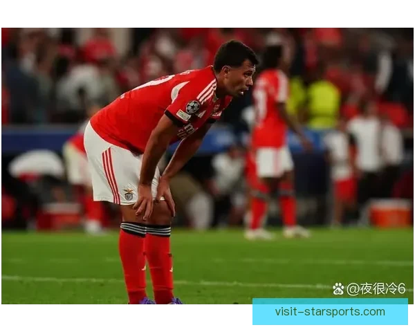 欧冠焦点战上演绝杀逆转豪门强势晋级引爆球迷热议狂潮再掀赛季高潮