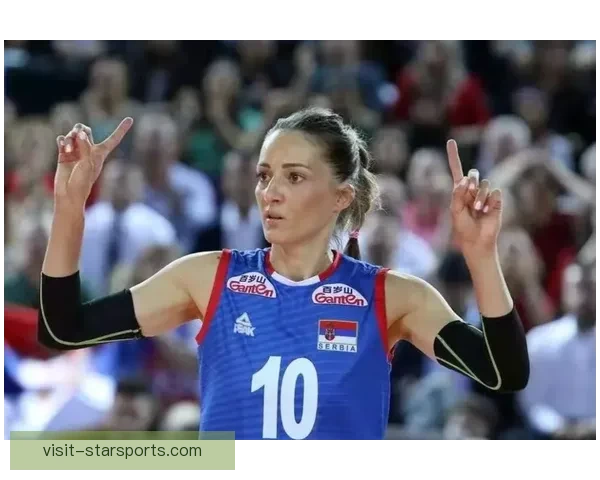 诺维奇俱乐部转会与伤情动态引发球迷热议及新赛季备战规划全面解析