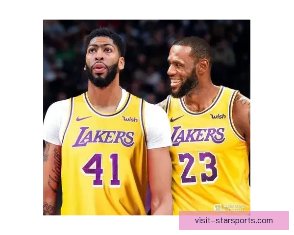 湖人队新赛季阵容曝光 詹姆斯与戴维斯携手冲击总冠军